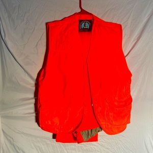 Safety hunting vest with insulated pants